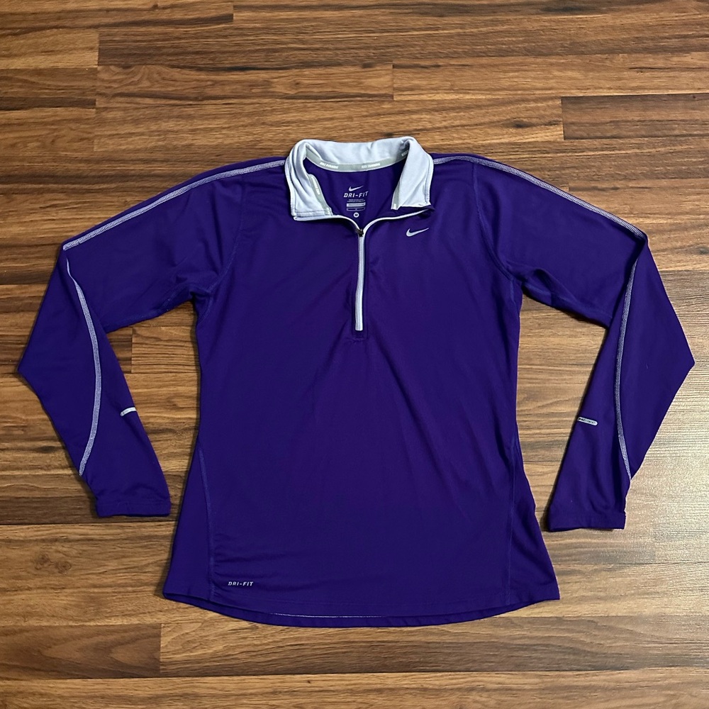 Nike Running Essential Jacket, Size: Medium - image 1